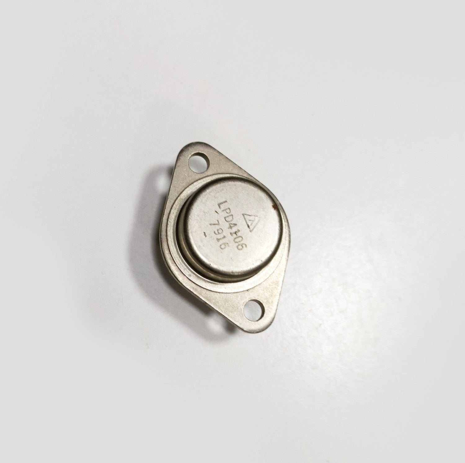 Transistor LPD4106