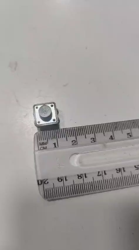 Bouton poussoir tactile 4PIN 12x12x7.3mm